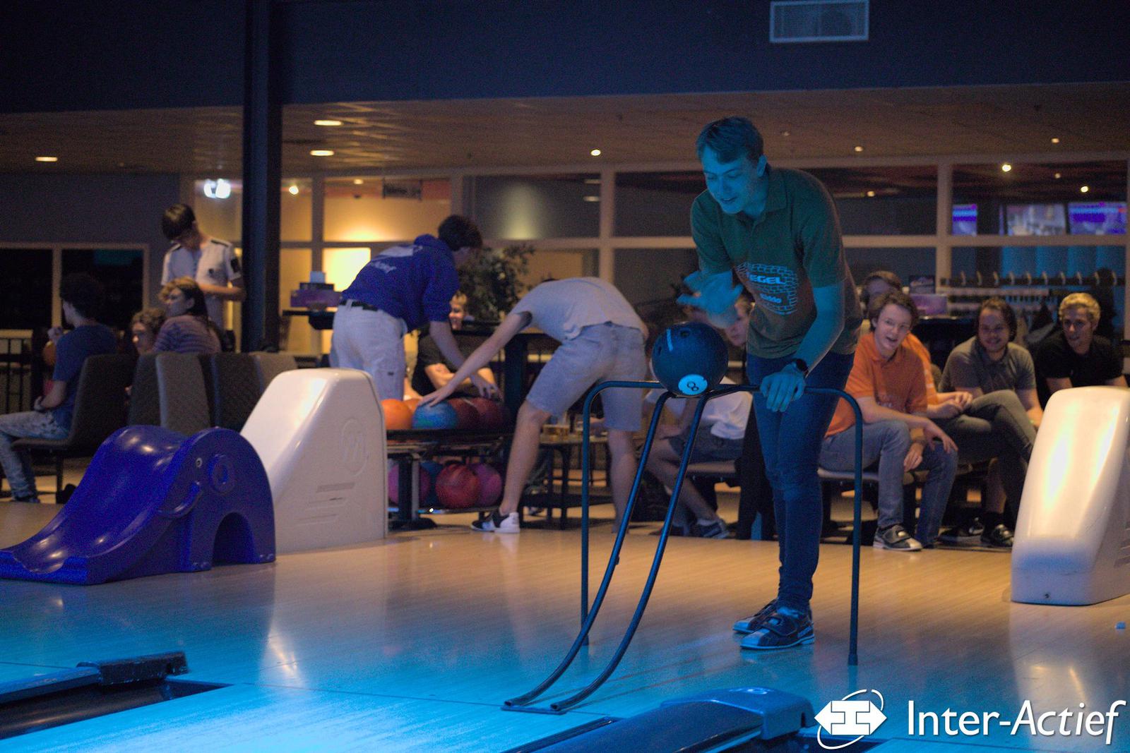 Freshmen_Bowling (25).jpg